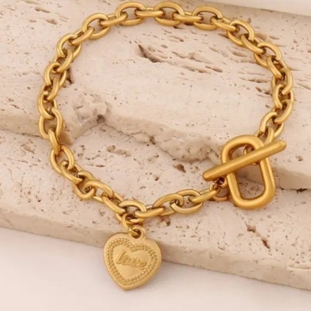 High-end Quality Stainless Steel Gold Heart Charm Bracelet